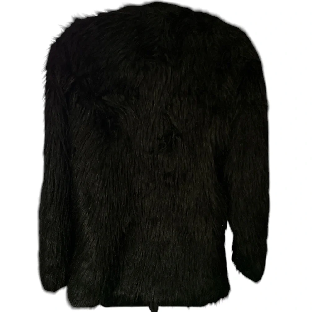 Luxurious Women’s Black Faux Fur Coat - Picture 6 of 6